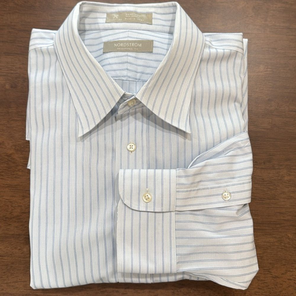 Nordstrom Wrinkle Free Button Up Shirt Size 17 1/2 Cotton Blue Workwear Office
